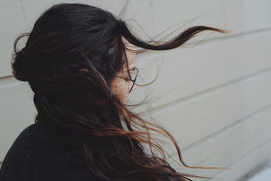 Les Soins Capillaires Ayurvédiques : Révélez la Beauté Naturelle de Vos Cheveux